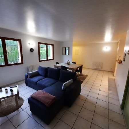 Proche Zone Industrielle, Wi-Fi, Netflix, Tout Confort Maubeuge Luaran gambar