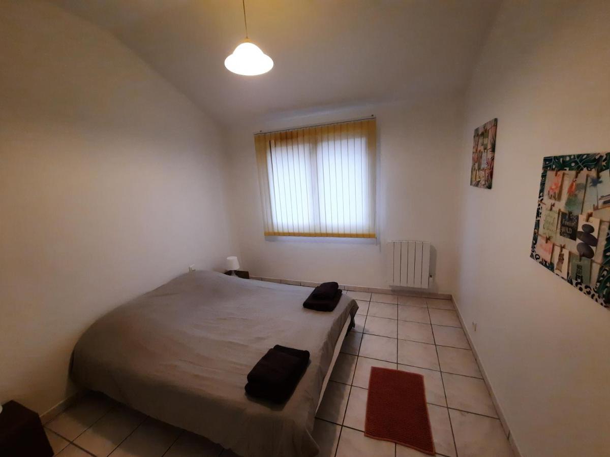 Proche Zone Industrielle, Wi-Fi, Netflix, Tout Confort Maubeuge Luaran gambar