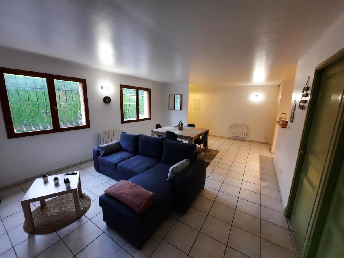 Proche Zone Industrielle, Wi-Fi, Netflix, Tout Confort Maubeuge Luaran gambar
